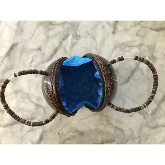 Coconut Shell Handbag Painted Hibiscus Flower Hawaii Beach Handmade Purse - Picture 3 of 4